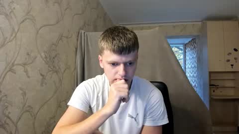 Snapshot of thomas_shelbivip chatting on 10/12/25, 11:53 Tomas online show from 10/12/25, 11:53