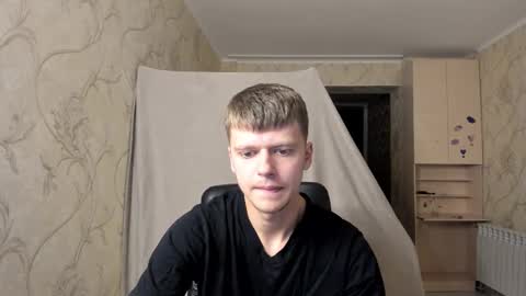 Snapshot of thomas_shelbivip chatting on 10/21/25, 04:30 Tomas online show from 10/21/25, 04:30