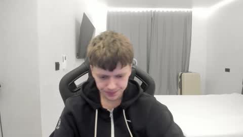 Tomas online show from 02/10/26, 02:48