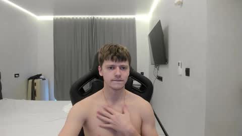 Tomas online show from 02/15/26, 07:51