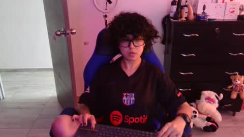 VALERIA online show from 11/05/25, 07:14