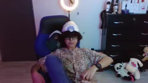 VALERIA online show from 11/08/25, 06:40