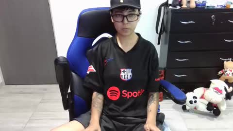 VALERIA online show from 11/24/25, 01:05