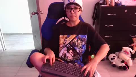 VALERIA online show from 12/03/25, 05:22