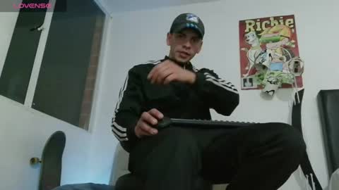 thomasjons online show from 06/13/26, 06:11