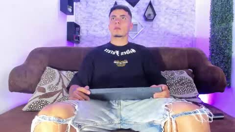 thomass_conor online show from 10/29/25, 07:15