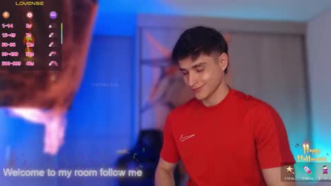 Thom Klein online show from 10/31/25, 05:25