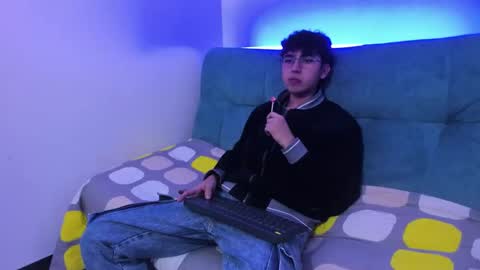  thommy comp online show from 03/09/25, 03:22