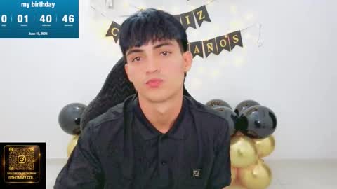 Snapshot of thommy_cute chatting on 06/10/26, 03:18 Thomas online show from 06/10/26, 03:18