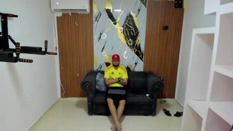 thomson_hot01 online show from 03/27/26, 08:26