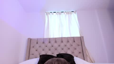 Snapshot of thomythompson chatting on 02/03/25, 12:47 Thomy T online show from 02/03/25, 12:47