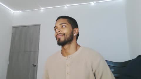 Snapshot of thonymaster chatting on 02/06/25, 02:58 thonyy online show from 02/06/25, 02:58