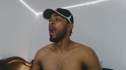 Snapshot of thonymaster chatting on 02/08/25, 11:55 thonyy online show from 02/08/25, 11:55