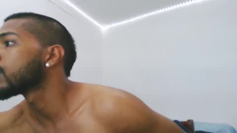 Snapshot of thonymaster chatting on 02/20/25, 03:56 thonyy online show from 02/20/25, 03:56