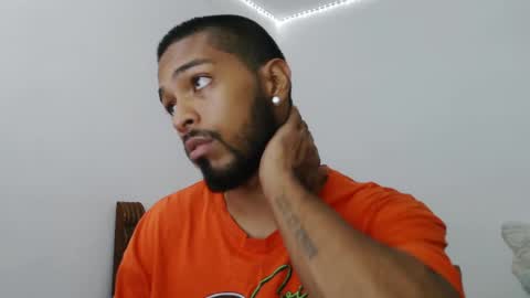 Snapshot of thonymaster chatting on 02/23/25, 03:24 thonyy online show from 02/23/25, 03:24