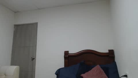 Snapshot of thonymaster chatting on 11/02/25, 12:57 thonyy online show from 11/02/25, 12:57