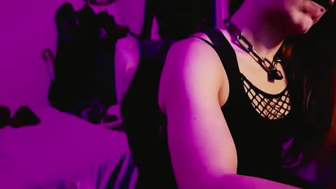 Mar online show from 12/14/25, 11:37