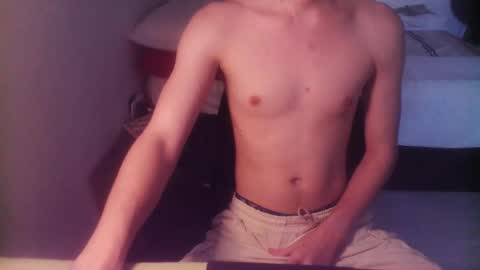 Snapshot of threesadtigers chatting on 02/16/26, 10:17 threesadtigers online show from 02/16/26, 10:17