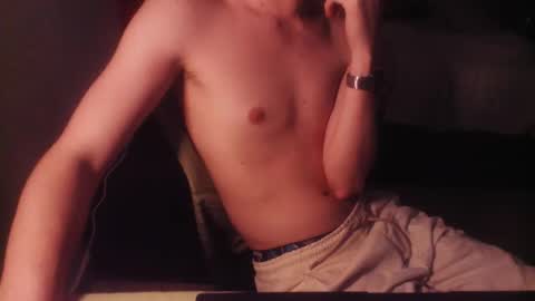 Snapshot of threesadtigers chatting on 02/18/26, 10:06 threesadtigers online show from 02/18/26, 10:06