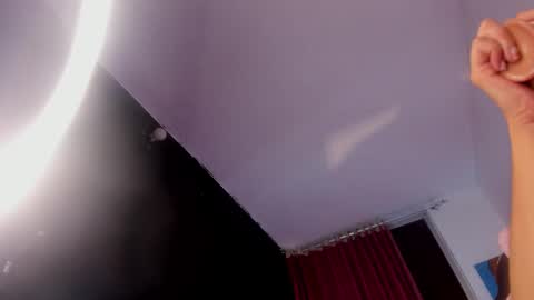 Snapshot of thristan_222 chatting on 02/25/25, 03:42 Thristan online show from 02/25/25, 03:42