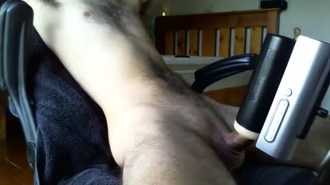 Snapshot of throbmasterr chatting on 05/04/26, 12:17 throbmasterr online show from 05/04/26, 12:17