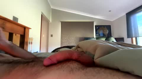 Snapshot of throbmasterr chatting on 05/09/26, 11:10 throbmasterr online show from 05/09/26, 11:10