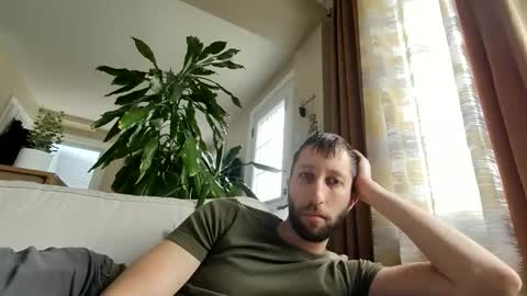 Snapshot of throwawayafteruse20202 chatting on 11/17/25, 04:57 throwawayafteruse20202 online show from 11/17/25, 04:57