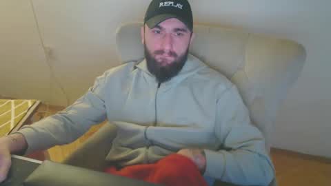 HugeJuicy online show from 12/23/24, 03:07