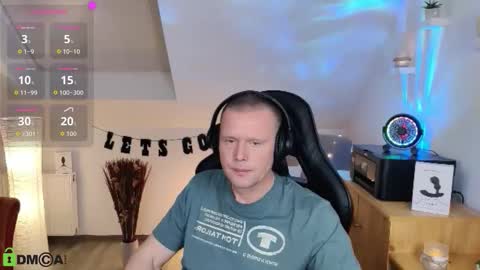 Snapshot of thunderbird02 chatting on 01/17/26, 06:33 Follow me Sgame por favor online show from 01/17/26, 06:33