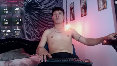 Snapshot of thxmm_ chatting on 01/15/26, 07:50 thxmm_ online show from 01/15/26, 07:50