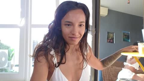 tia_j online show from 05/23/26, 04:39