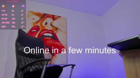Snapshot of tiago_hannah chatting on 12/19/24, 11:29 carolina online show from 12/19/24, 11:29
