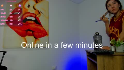 Snapshot of tiago_hannah chatting on 01/24/25, 09:49 carolina online show from 01/24/25, 09:49