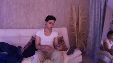 Snapshot of tian_sex chatting on 05/08/26, 03:34 online show from 05/08/26, 03:34