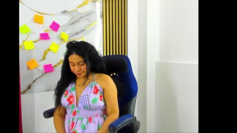 tiana_hots online show from 04/24/26, 09:17
