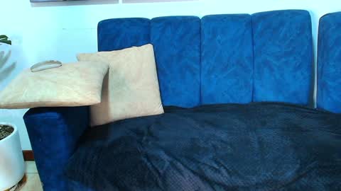 Snapshot of tiana_rosse_ chatting on 01/29/25, 03:04 tiana_rosse_ online show from 01/29/25, 03:04