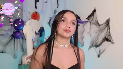 Snapshot of tianale chatting on 10/28/25, 11:51 Tiana Le online show from 10/28/25, 11:51