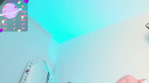 Snapshot of tianale chatting on 11/14/25, 02:43 Tiana Le online show from 11/14/25, 02:43