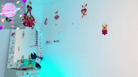 Snapshot of tianale chatting on 11/19/25, 12:21 Tiana Le online show from 11/19/25, 12:21