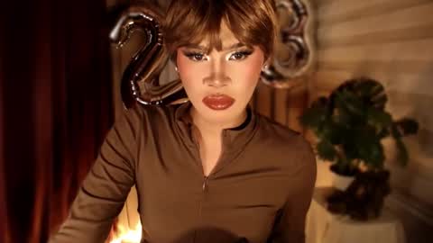 Snapshot of tiara_perezx chatting on 01/18/26, 04:22 Sam online show from 01/18/26, 04:22