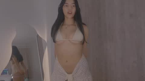 Snapshot of tiaraaa_02 chatting on 03/11/25, 02:54 Tiaraaa 02 online show from 03/11/25, 02:54