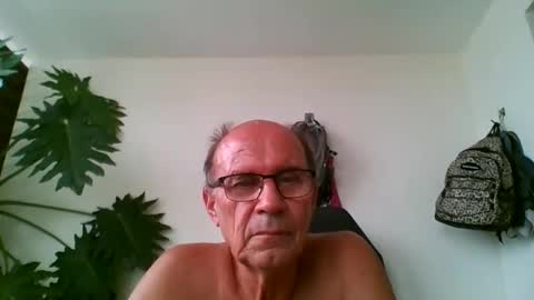 tiaretiareopui online show from 01/15/26, 07:02