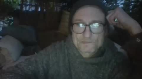 Snapshot of tiddles12345 chatting on 06/06/26, 03:44 tiddles12345 online show from 06/06/26, 03:44