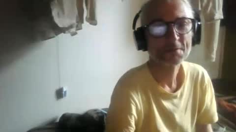 Snapshot of tiddles12345 chatting on 06/15/26, 06:10 tiddles12345 online show from 06/15/26, 06:10