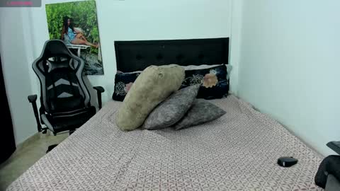 leidy online show from 01/16/25, 04:49