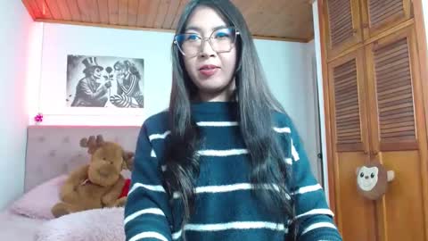 Snapshot of tifanny_squirt chatting on 10/15/25, 02:11 Tifanny online show from 10/15/25, 02:11