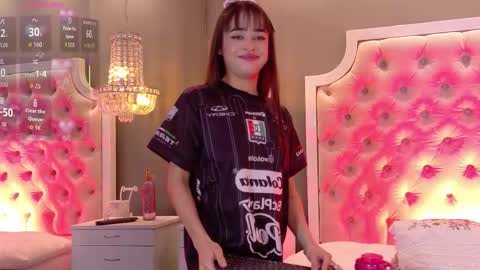 Snapshot of tifannywolf_ chatting on 09/18/25, 04:14 Your Princess Tif online show from 09/18/25, 04:14