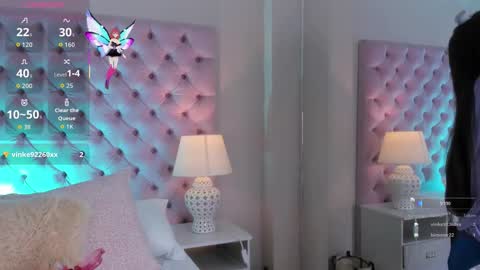 Snapshot of tifannywolf_ chatting on 10/22/25, 01:39 Your Princess Tif online show from 10/22/25, 01:39