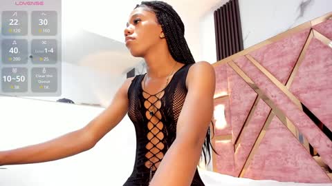 Snapshot of tifany_bigdick chatting on 01/17/25, 06:44 Tifanny online show from 01/17/25, 06:44