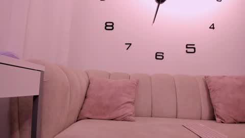 Snapshot of tifany_lopez69 chatting on 12/20/24, 02:41 TIFANNY LOPEZ online show from 12/20/24, 02:41